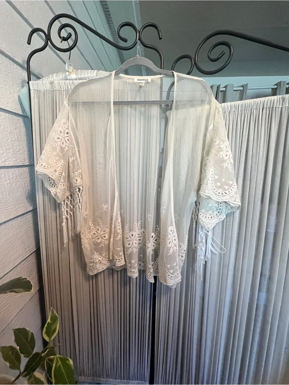 Monteau Los Angeles add soft